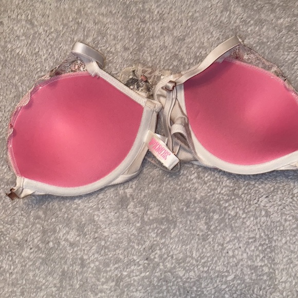 PINK/VS floral lace bra Size 36B - Picture 4 of 5